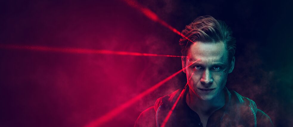 Titelbild Matthias Schweighöfer in You Are Wanted Season 2 