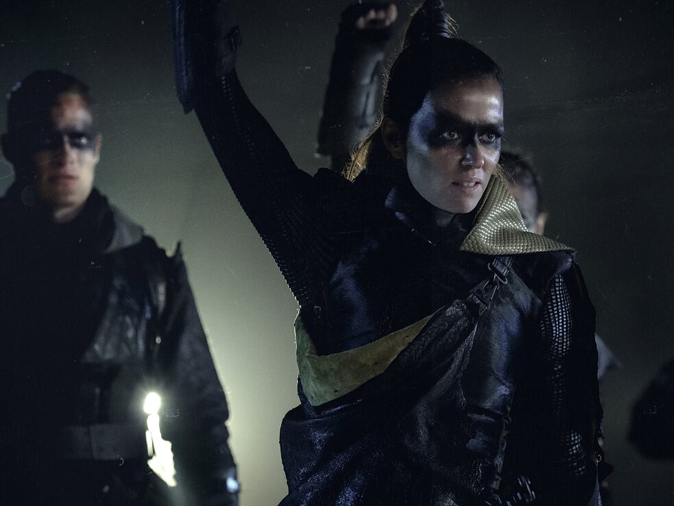 Stillframe from the Netflix original series "Tribes of Europa" 1