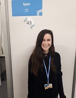 Carmen auf der COP24 Unsere spanische Bloggerin und Aktivistin Carmen Huidobro glücklich lachend.