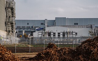 Protesty proti továrnám začaly v městečku Göd, kde jihokorejský Samsung vyrábí baterie do elektromobilů už od roku 2017.