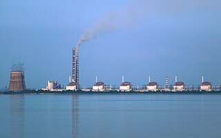 Pohľad na Zaporižskú jadrovú elektráreň zo západu (fotografia z roku 2009)