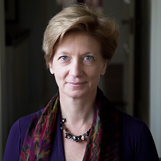 Tess Lewis