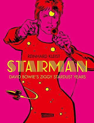 David Bowie am Mikrofon und ein Raumschiff, das vorbeifliegt