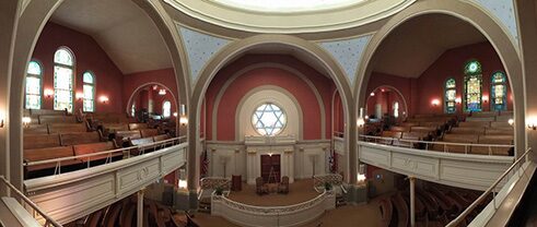 Sixth and I Historic Synagogue Innenraum, 2013.