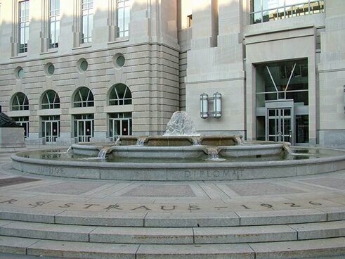 The Oscar S. Straus Memorial Fountain, located in Federal Triangle on 14th Street between Constitution and Pennsylvania Avenues, NW, 2005.