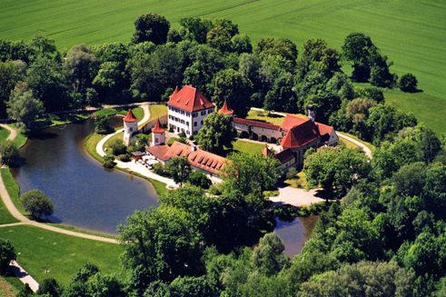 Malerisch – die Internationale Jugendbibliothek in Schloss Blutenburg