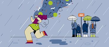 Eine Frau hört digitale Medien der Onleihe und läuft im Regen an wartenden Menschen an der Bushaltestelle vorbei. 