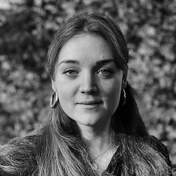 Porträtfoto Anouchka Strunden
