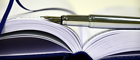 Photo représentant une pile de livres
