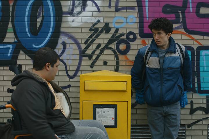 Still frame from the Netflix Series “How to sell drugs online (fast)”