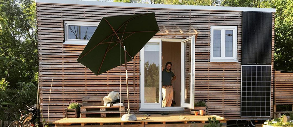 Boris Lebedev lebt in einem Tiny House in München Boris Lebedev lebt in einem Tiny House in München